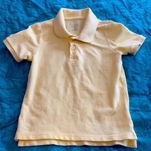 Short sleeve polo style shirt